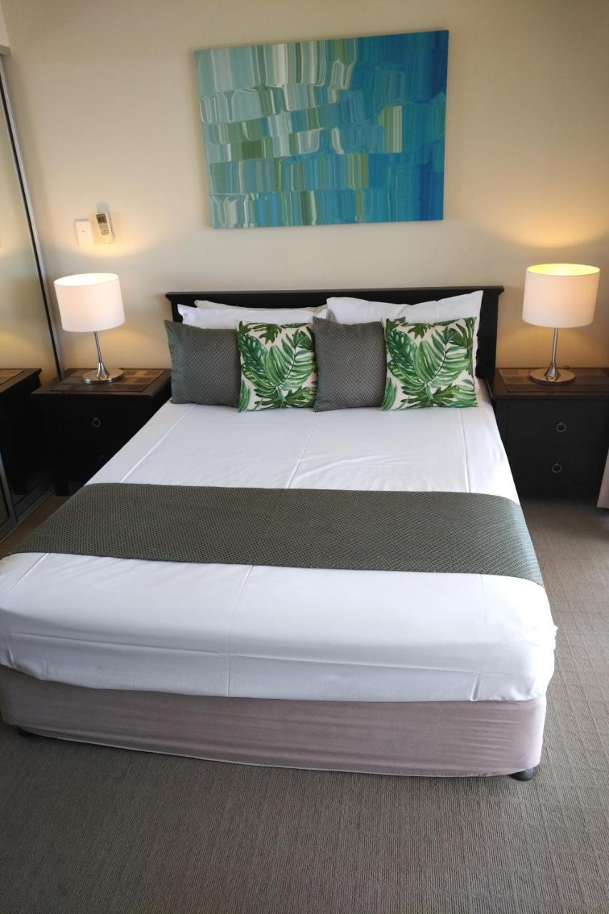 Airlie Central Apartments Airlie Beach Exteriör bild